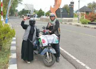 Kisah Cinta dan Dakwah di Atas Vespa: Pasutri Sigi Tempuh Jalur Lintas Pulau Demi Hadiri Muktamar V Wahdah Islamiyah wahdah islamiyah