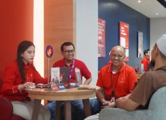 Telkomsel Rayakan Hari Pelanggan Nasional 2026 Bersama Pelanggan di Regional Sulawesi Telkomsel