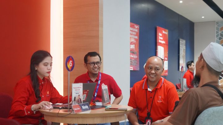 Telkomsel Rayakan Hari Pelanggan Nasional 2026 Bersama Pelanggan di Regional Sulawesi Telkomsel