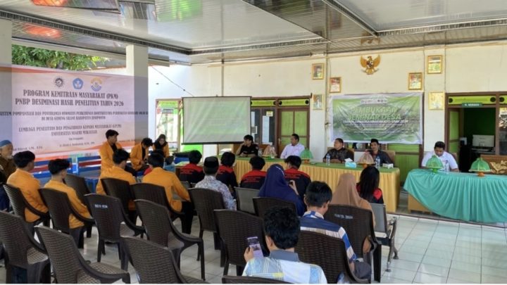 UNM Pasang Pompa Tenaga Surya untuk Petani Jeneponto UNM