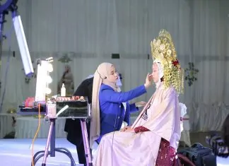 Kisah Reskiyani, dari Jasa Makeup Rumahan ke Rumah Pengantin Terbesar di Bone Kisah reskiyani